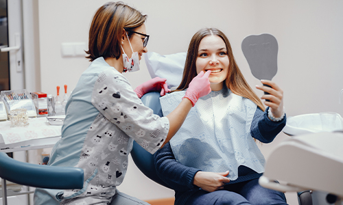 How to Choose a Cosmetic Dentist