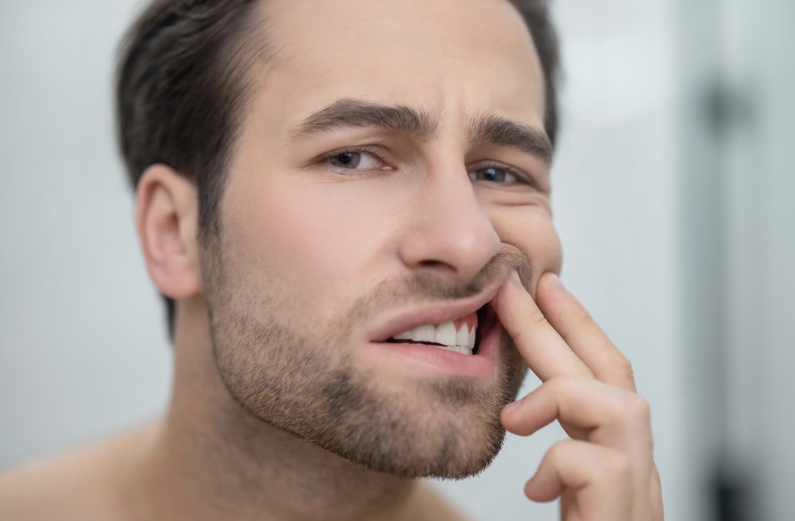 Everything You Should Know About Chipped Teeth 