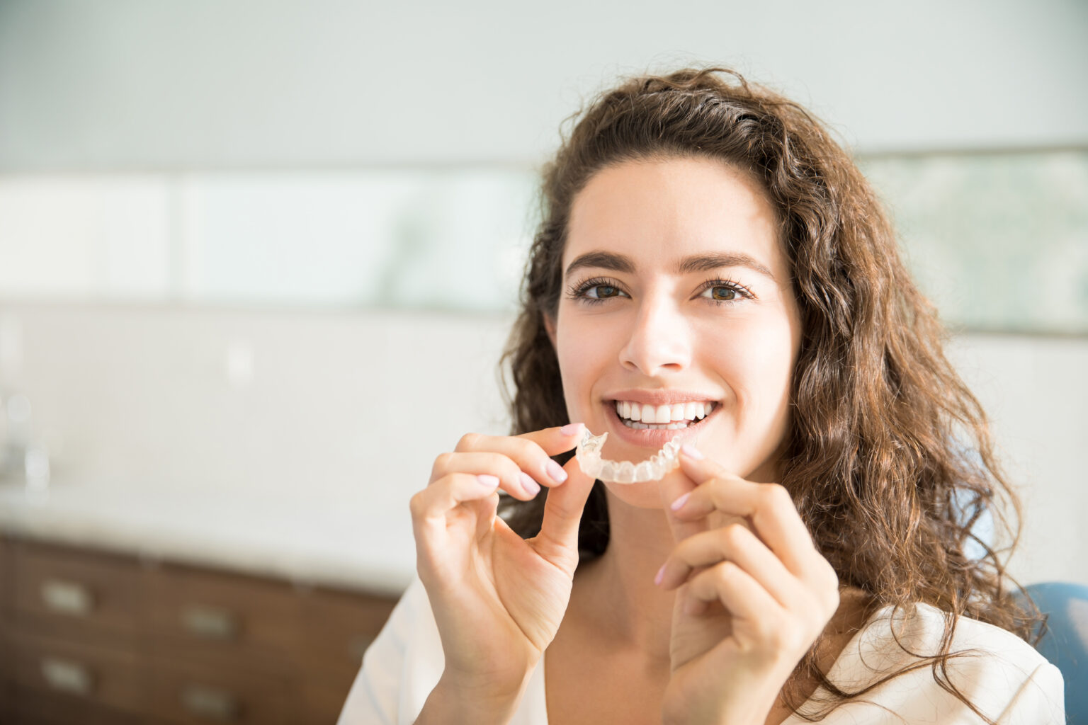 Can you Get your Braces in your 40s? Benefits of Braces for Adult